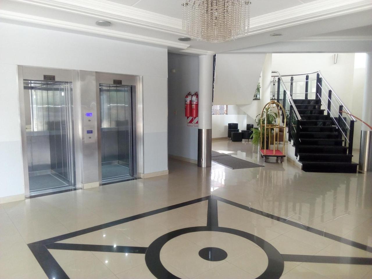 Hotel Le Park サンミゲルデトゥクマン エクステリア 写真